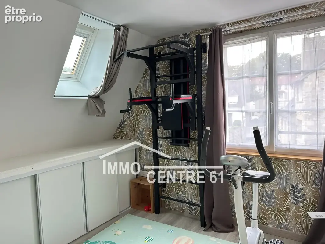 Maison entièrement rénovée 3 chambres avec double garage - photo 11