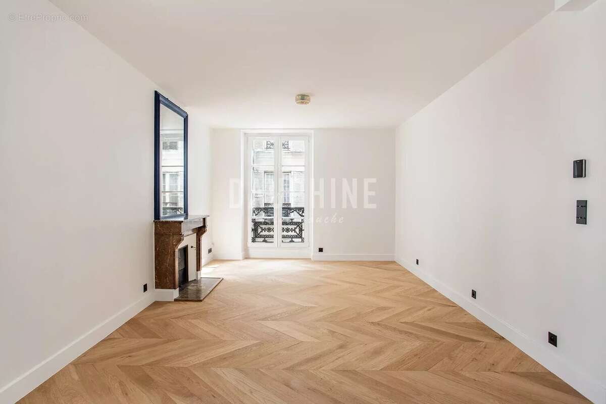 Pied à terre Place Saint Sulpice - photo 5