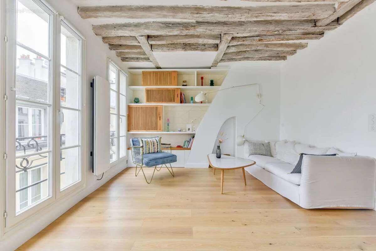 Appartement à PARIS-4E