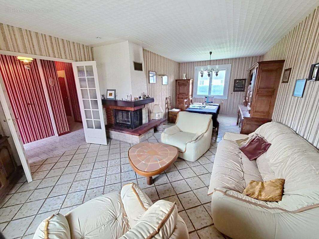 Maison 87 m² à Le Poinconnet  - photo 3