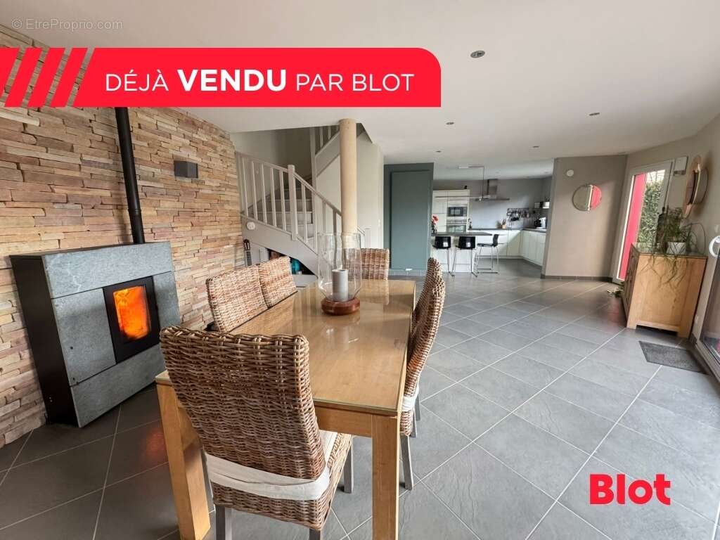 Maison 167 m² à Lassy  - photo 2