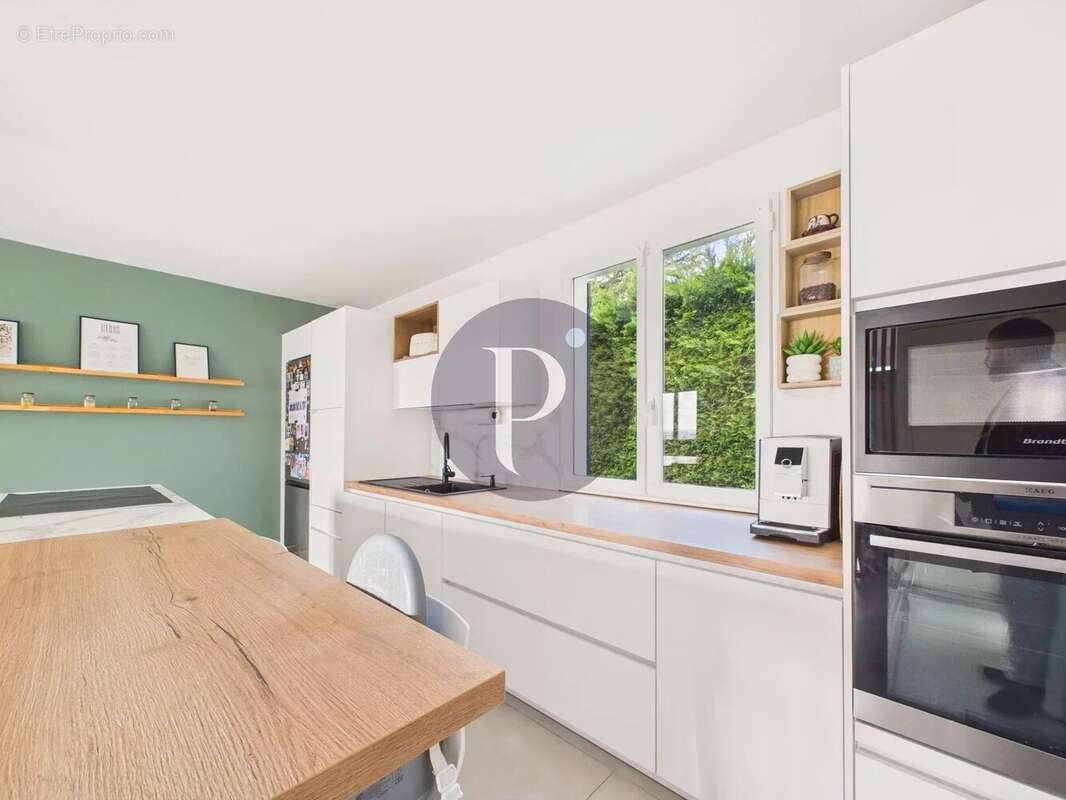 Maison à LE PLESSIS-ROBINSON