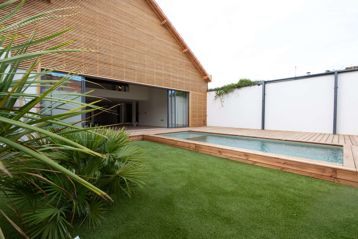 Appartement à BEGLES