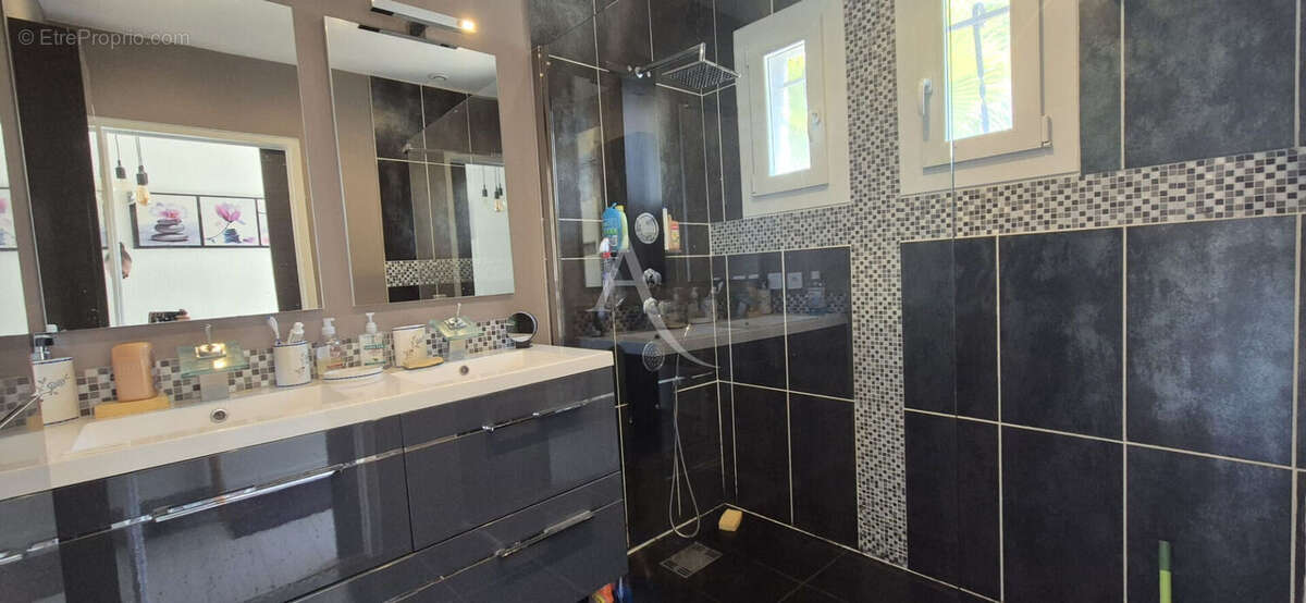 Maison à BALARUC-LE-VIEUX