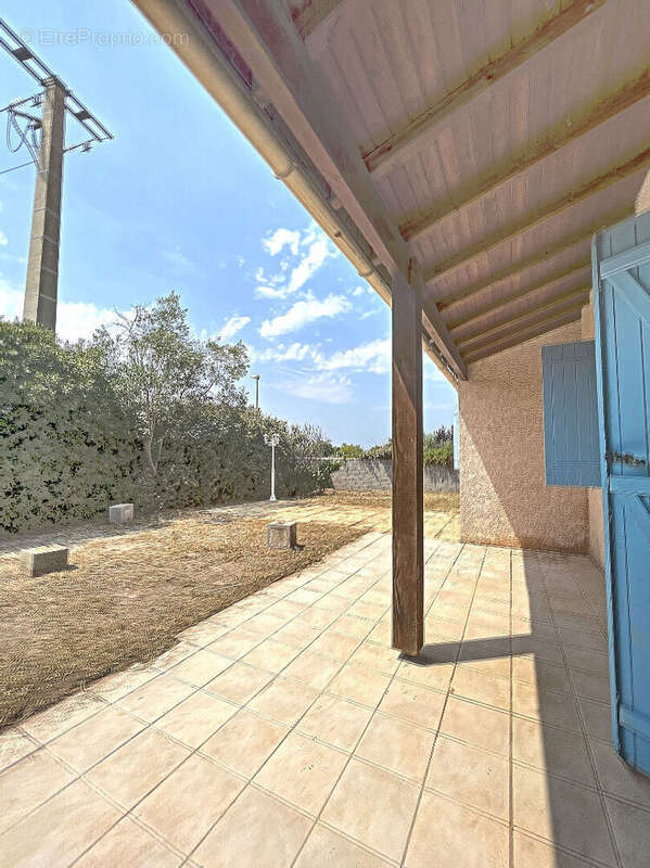 Maison Caissargues 5 pièce(s) 122.17 m2 - photo 2