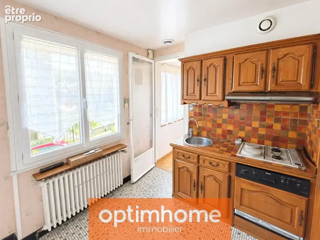  Maison de 115 m² avec deux garages, au calme dans une impasse - photo 4