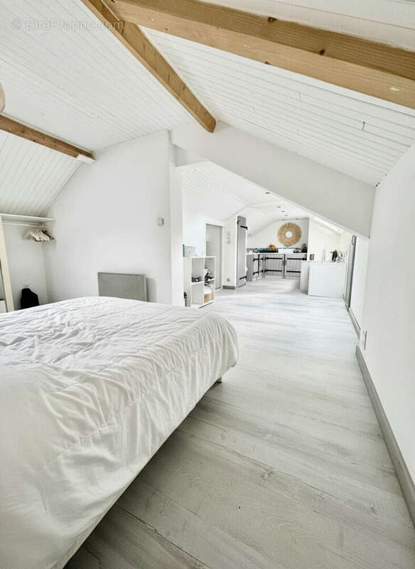 Maison à NEUFCHATEAU