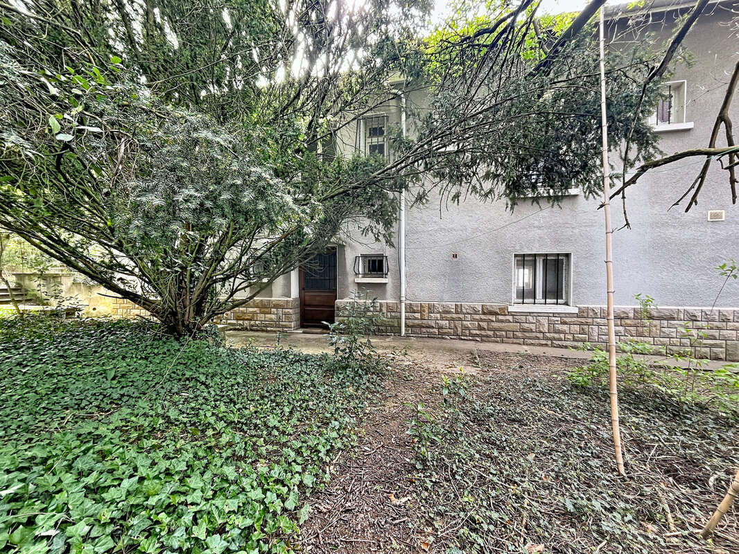 Maison à FRANCHEVILLE