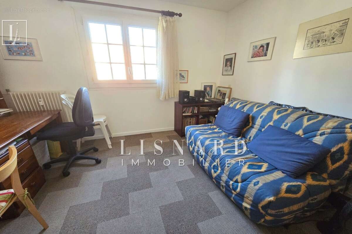 Appartement à VALLAURIS