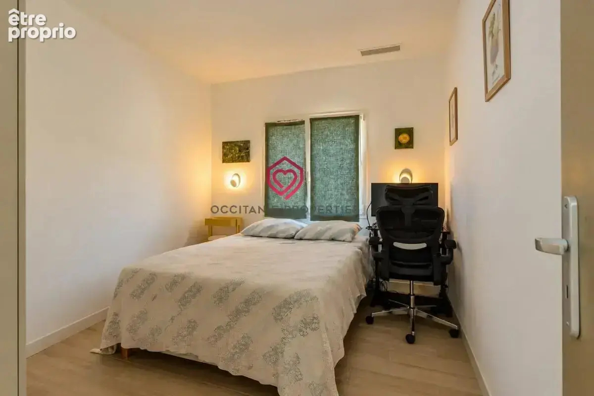 Villa récente de plain-pied avec piscine et vue sur Roquebrun - photo 15