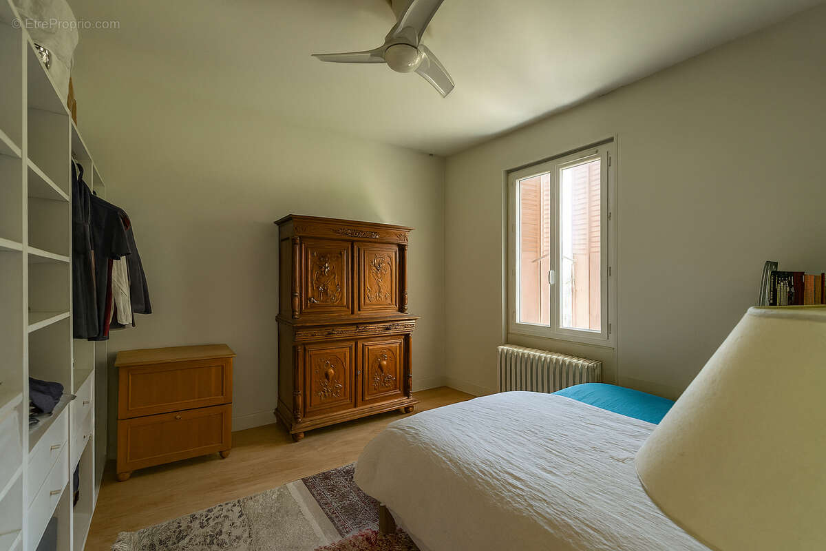 Appartement à GUILHERAND-GRANGES