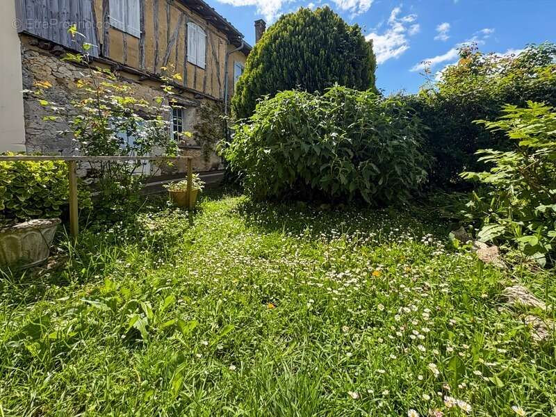 Maison à GONDRIN