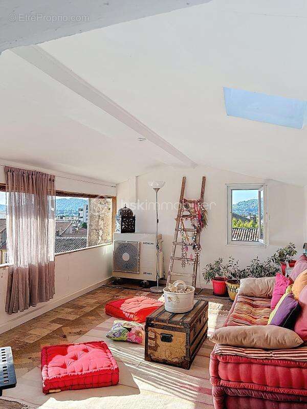 Appartement à DRAGUIGNAN