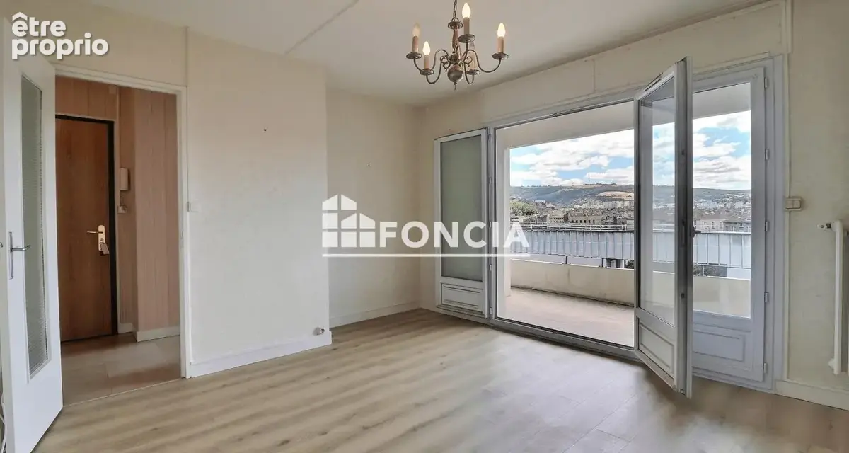 VENDU ***EXCLUSIVITE FONCIA*** Chavanelle, F2 avec terrasse, vue dominante - photo 7
