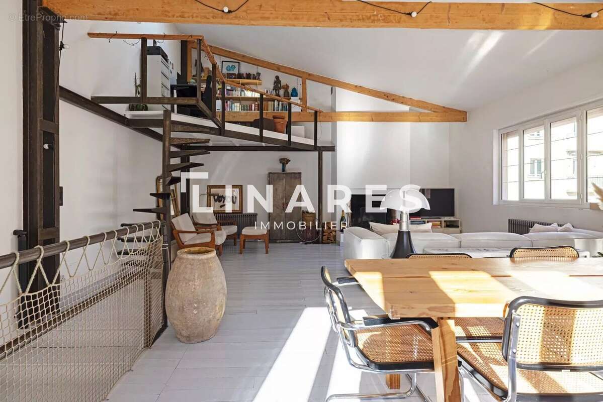 Appartement à MARSEILLE-7E