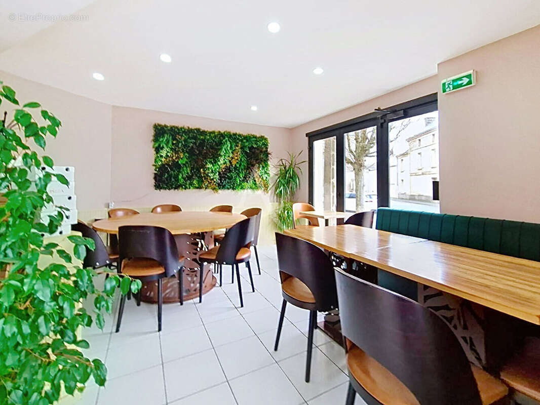 Appartement à DOUE-LA-FONTAINE
