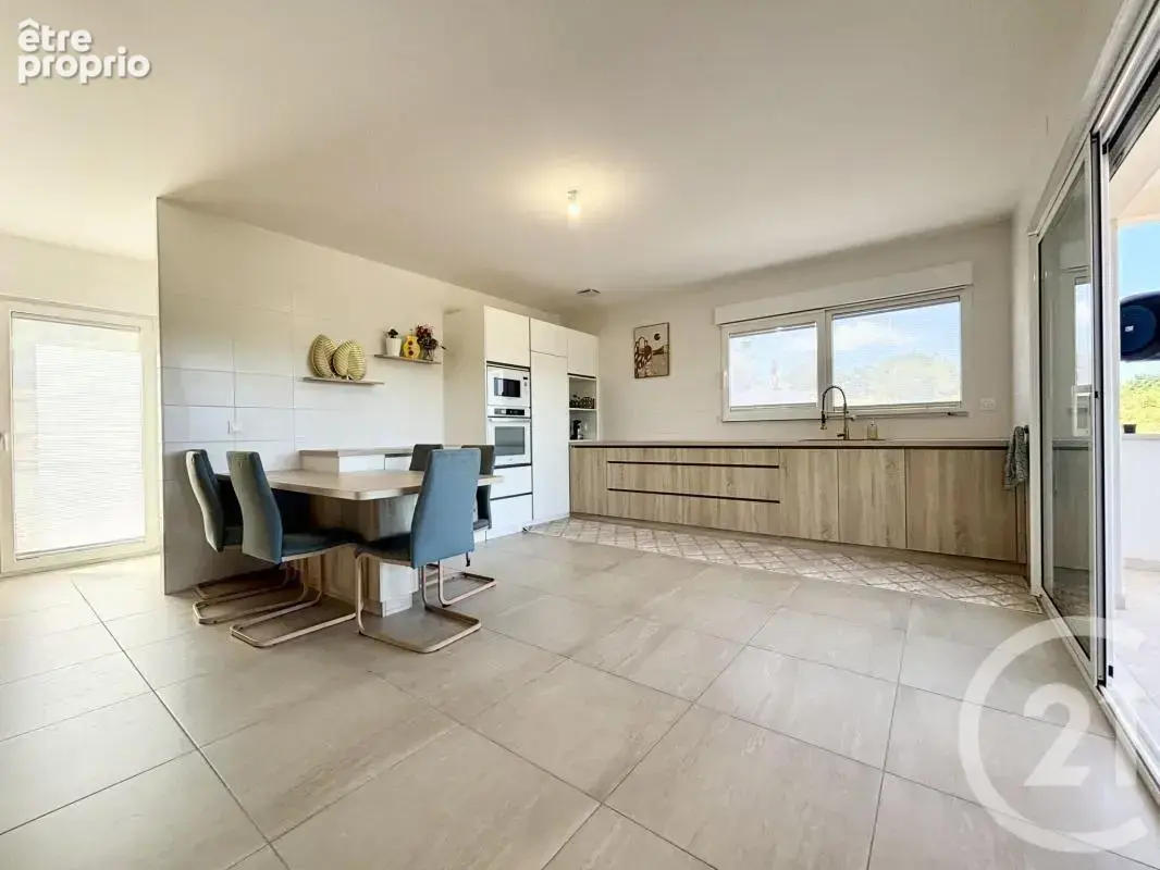 Maison 6 pièces 197 m² à vendre à Panazol (87350) - photo 2