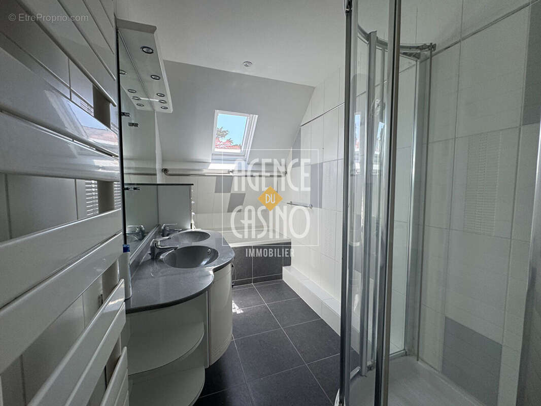 Maison La Baule, quartier Palais des Congrès, 6 pièce(s) 129 m2 + annexes - photo 14