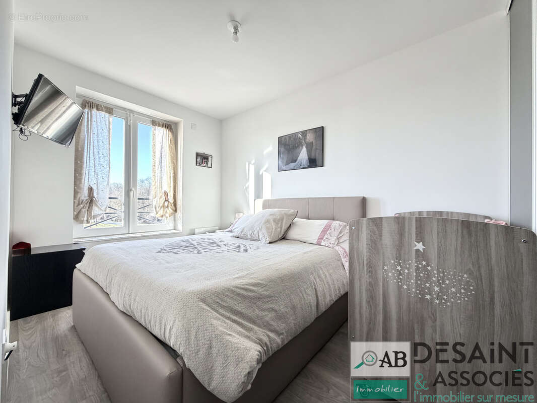 Appartement à COUPVRAY