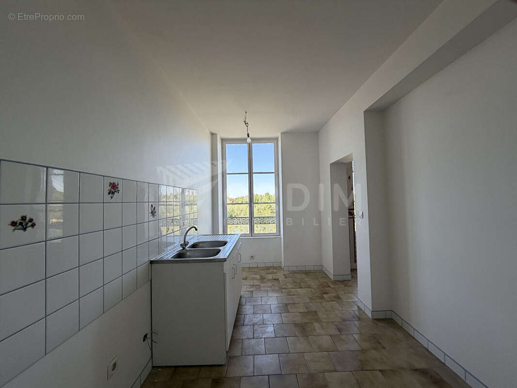 Appartement à LA CHARITE-SUR-LOIRE
