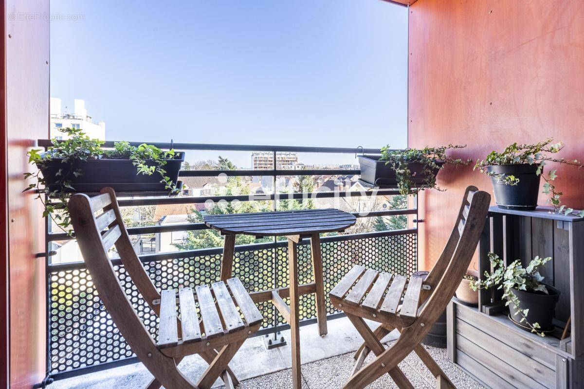 Appartement à BONDY