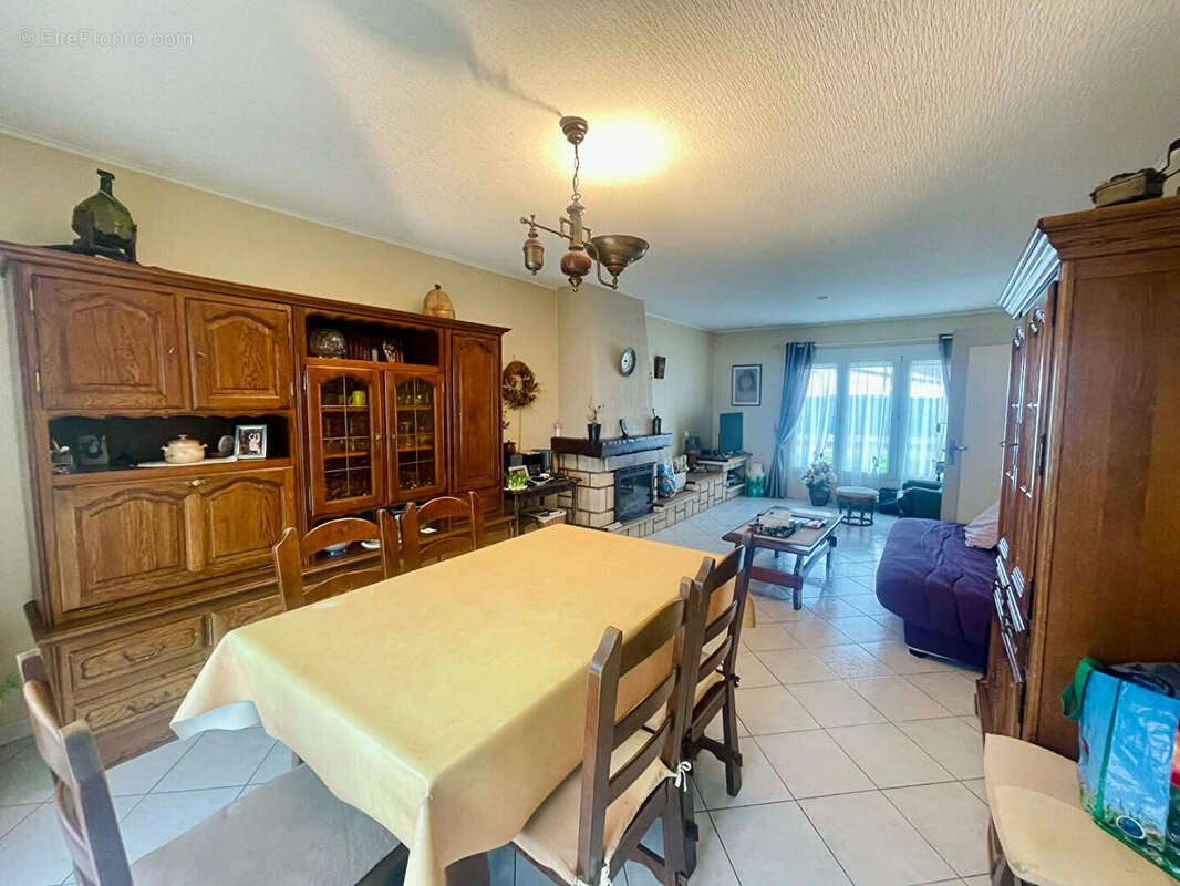 Maison à BREBIERES