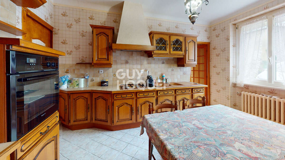 Maison à SAINT-SAMSON-SUR-RANCE