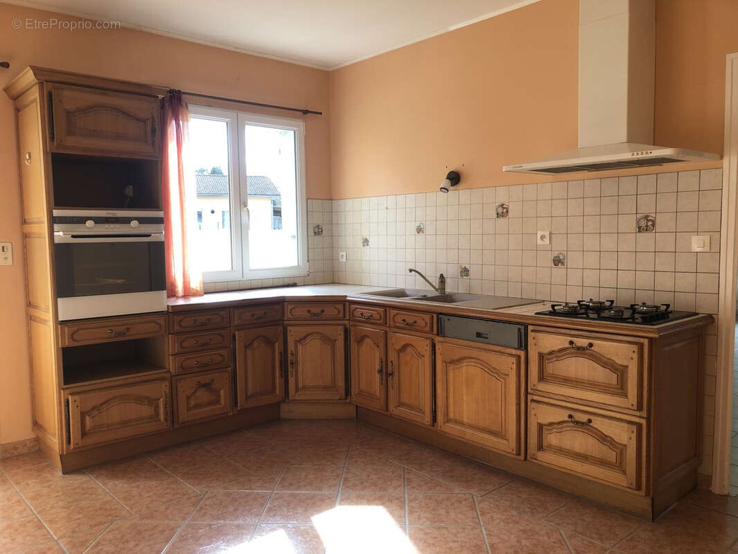 Maison à CASTELNAU-D'AUZAN