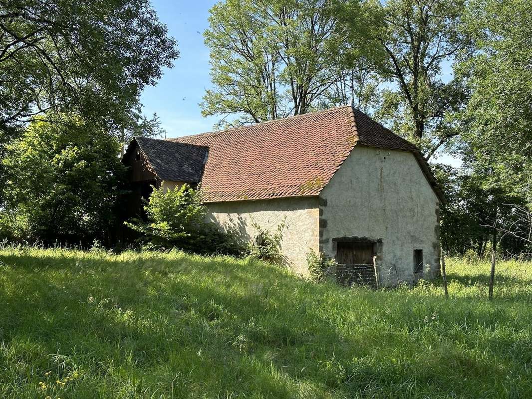 Maison à CROS-DE-MONTVERT