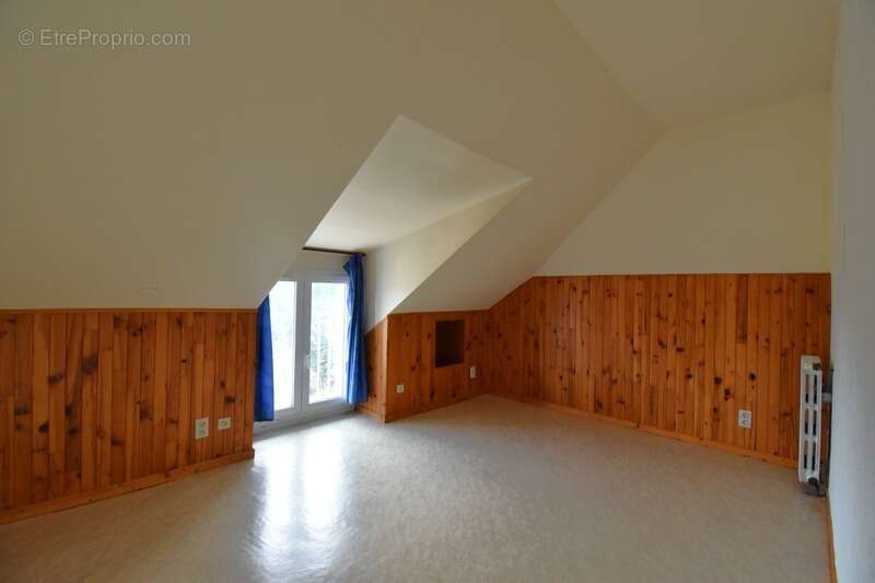 Maison à SAINT-AGREVE