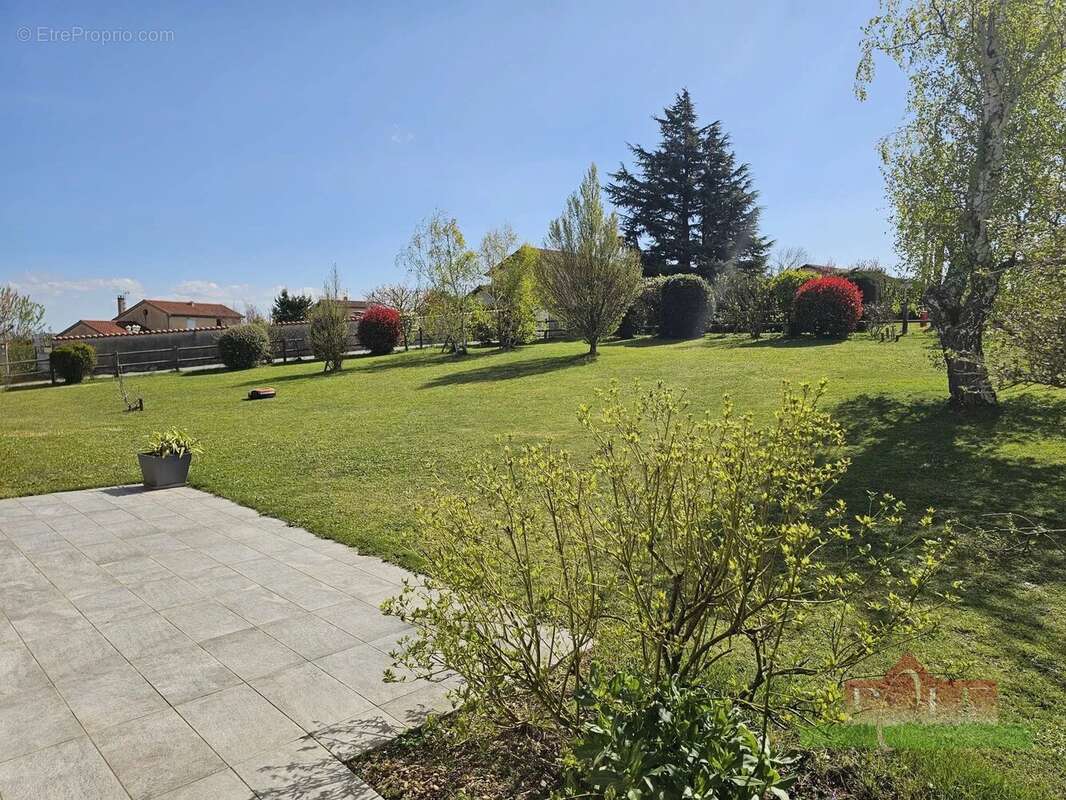 Maison à SAINT-ROMAIN-EN-GAL