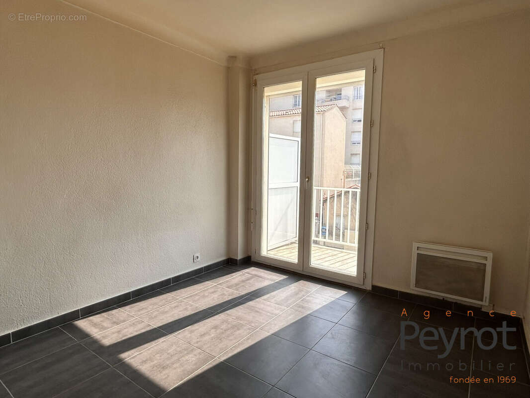 Appartement 56 m² à Saint-Nazaire  - photo 7