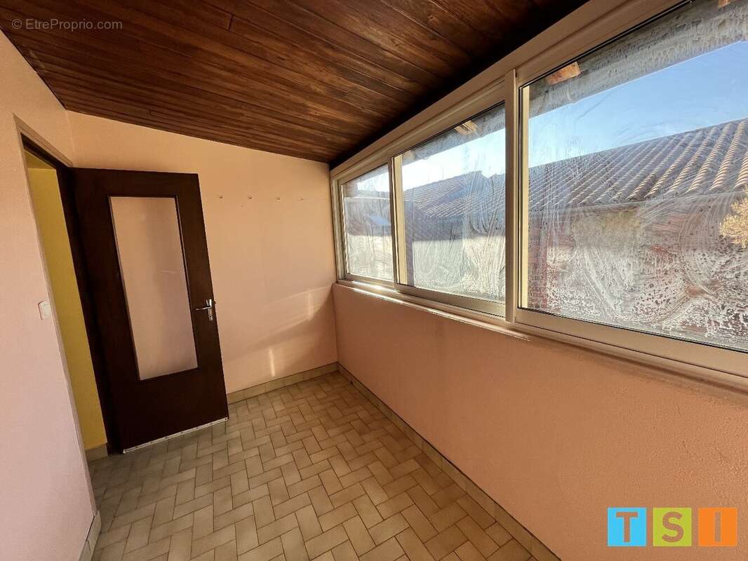 Maison à MONTREJEAU