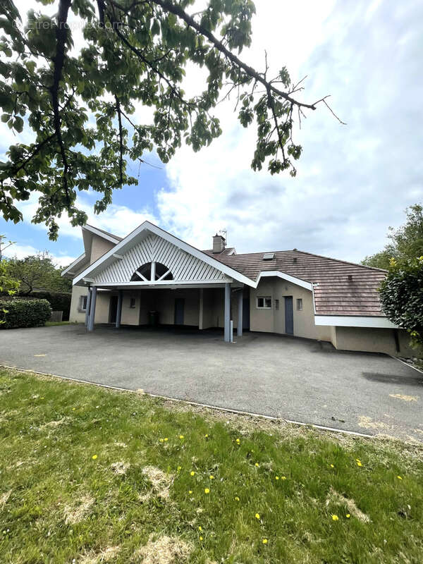 Maison à VARCES-ALLIERES-ET-RISSET