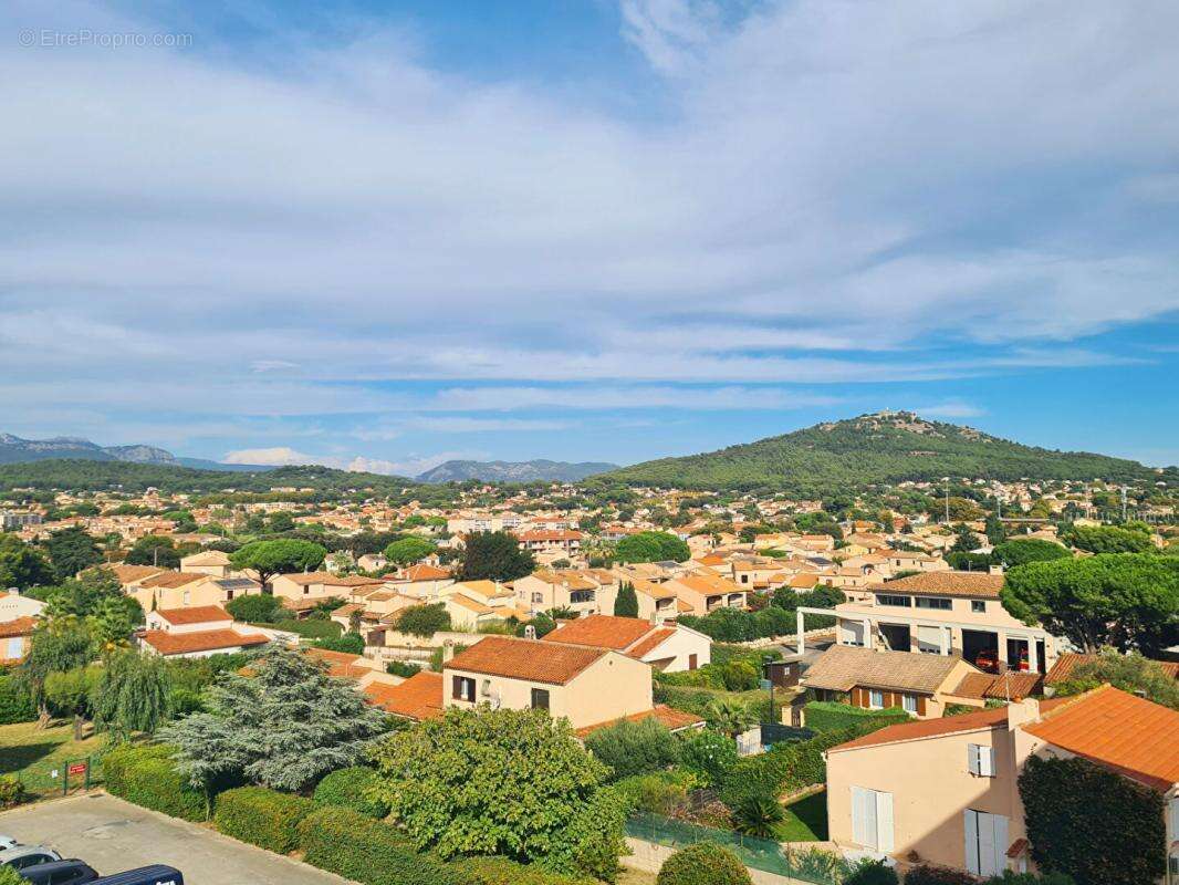 Appartement à SIX-FOURS-LES-PLAGES