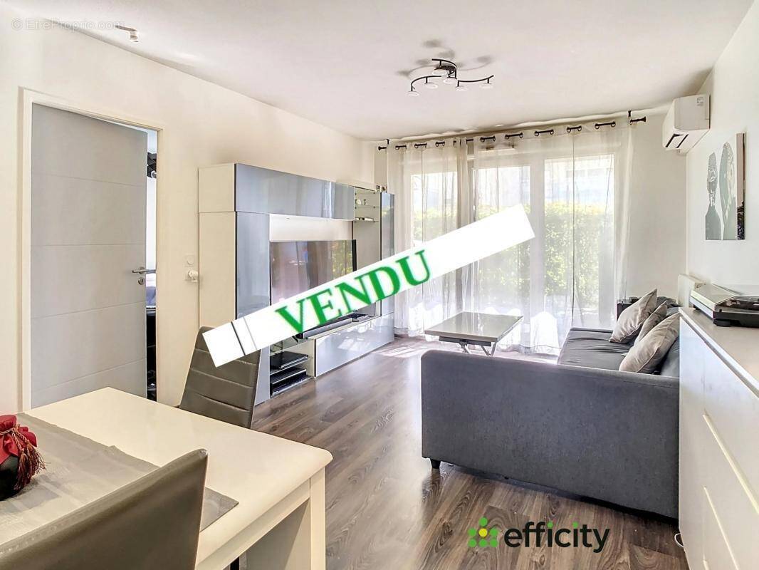 Appartement à SALON-DE-PROVENCE
