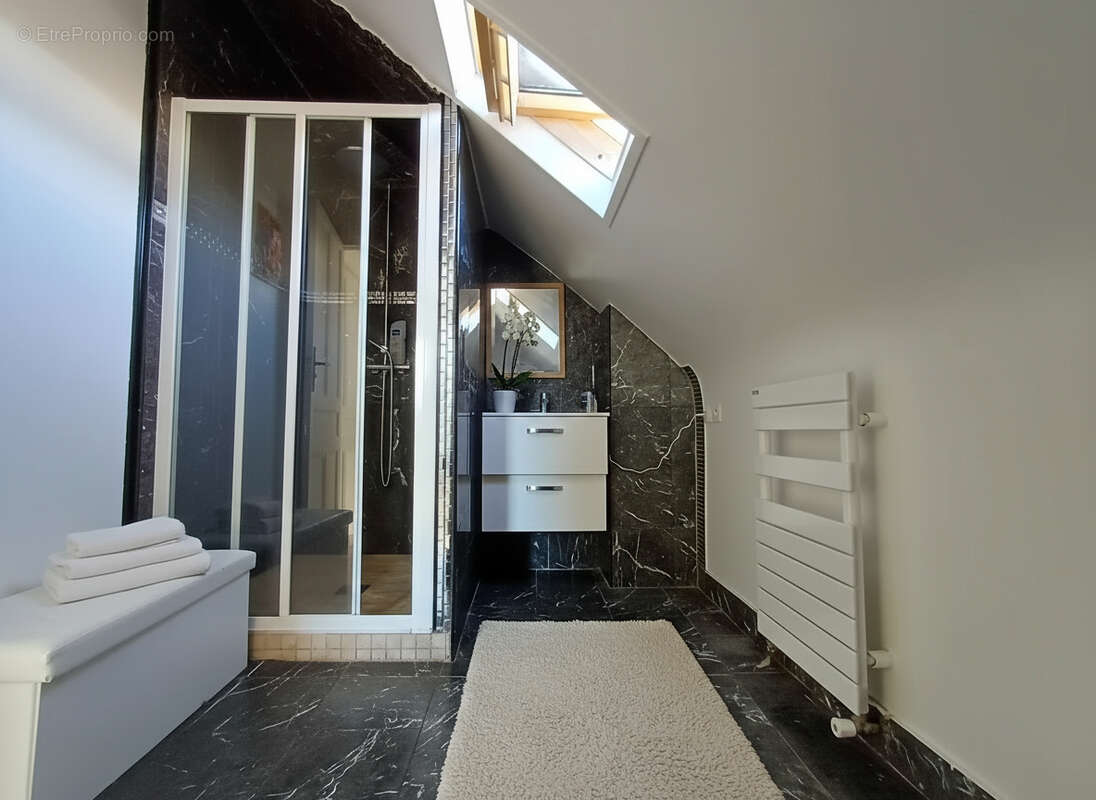 Maison à MONTMORENCY