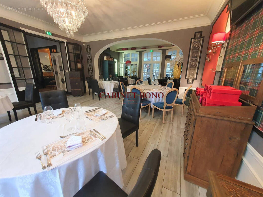 Autre à SAINT-QUENTIN