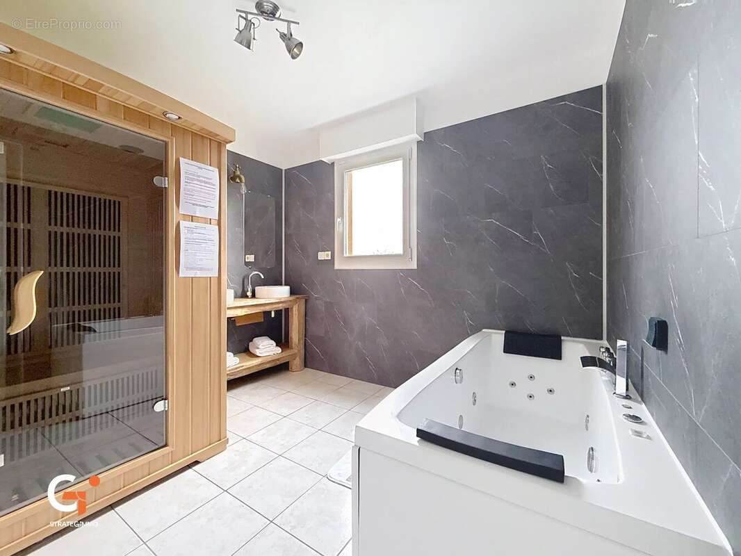 Maison à LYONS-LA-FORET