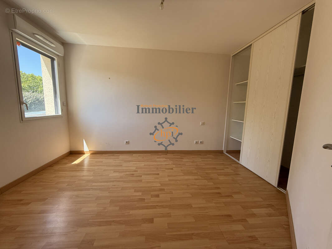 Vente appartement avec ascenseur et garage Saint  Affrique - photo 7
