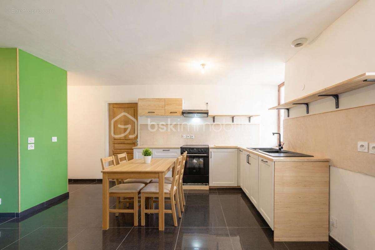 Appartement à ALBY-SUR-CHERAN