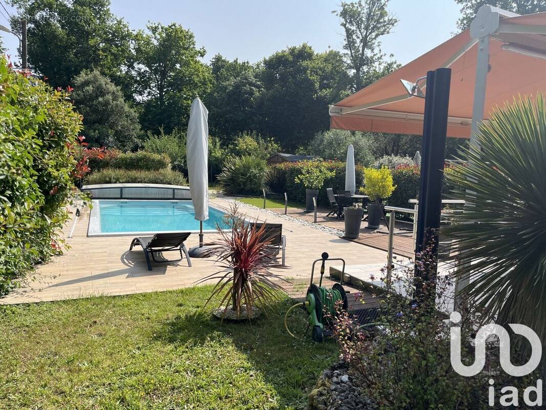 Photo 1 - Maison à SAINT-ROMAIN-DE-BENET