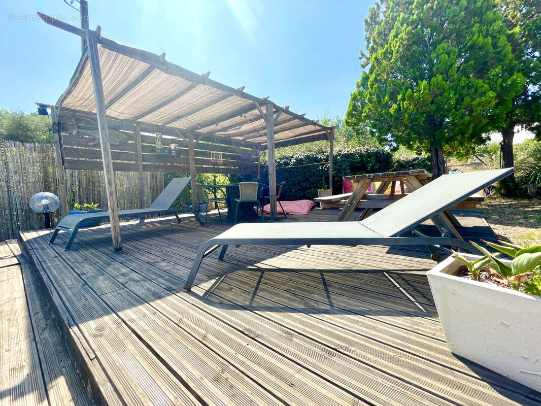 Maison à SAINT-JEAN-DE-LA-BLAQUIERE