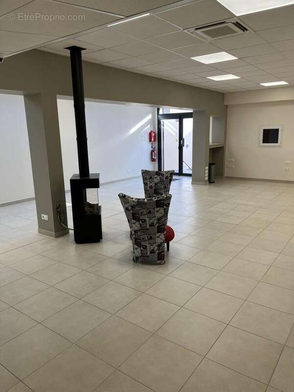 394 m² à Epernay  - photo 3