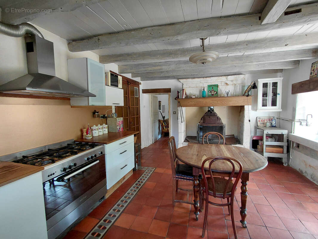 Propriété en pierre sur 3,5 hectares de terrain boisé en Périgord Vert - photo 8