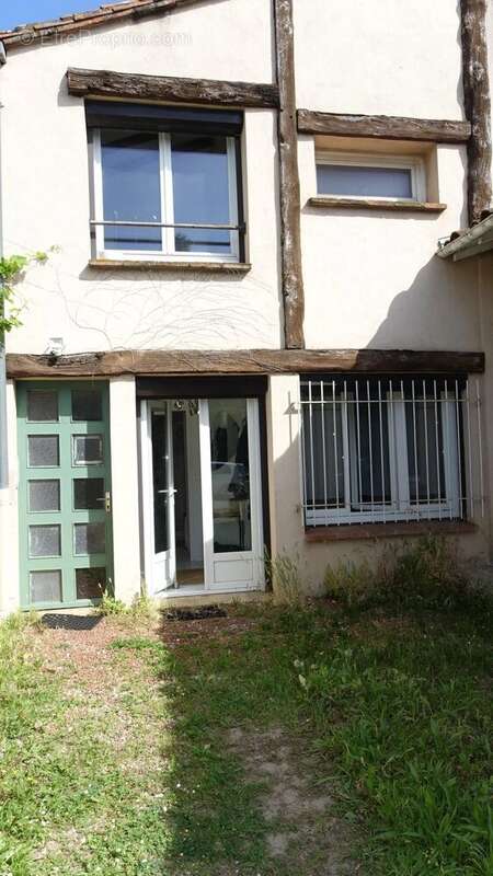 Appartement à RAMONVILLE-SAINT-AGNE