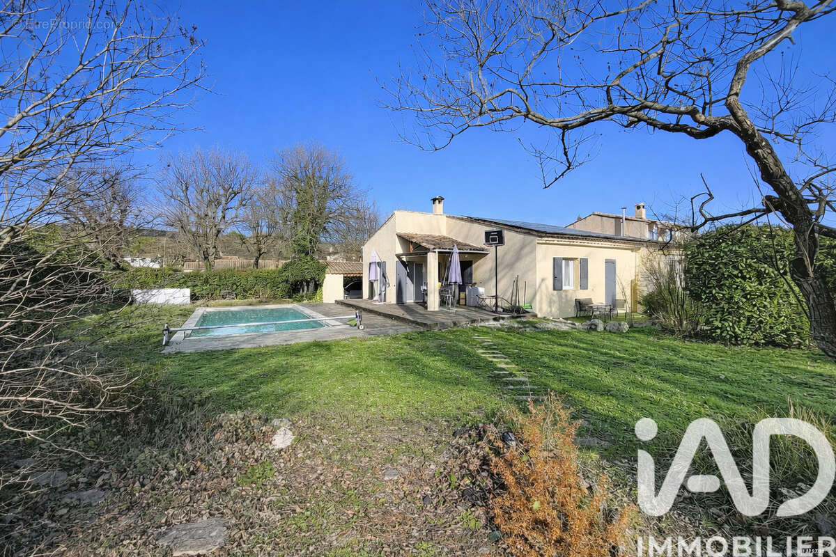 Photo 2 - Maison à TOURRETTES