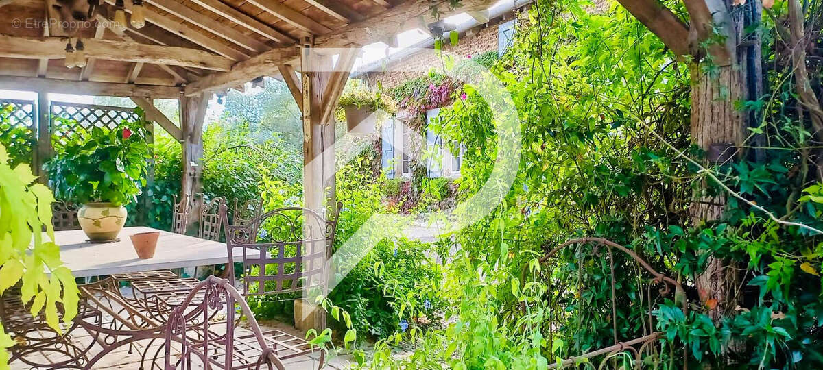 Maison à SAINT-SEVER