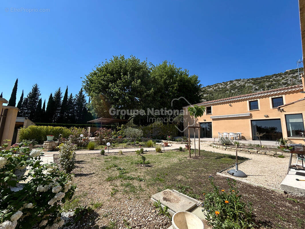 Maison à BEAUMES-DE-VENISE