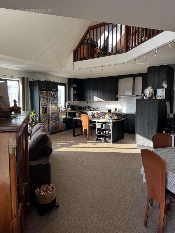 Appartement à SURESNES